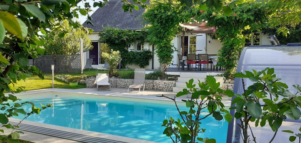 Au Coeur Du Bien-etre, Avec Piscine Chauffee Et Couverte, Spa, Sauna, Massages Holiday home